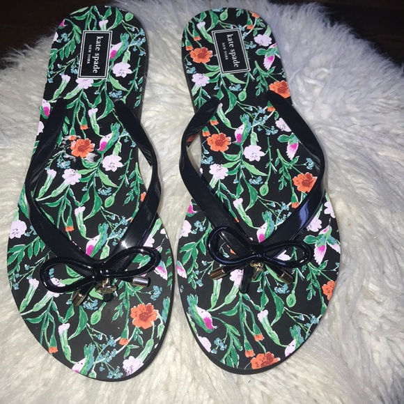 kate spade Shoes - ♠️Kate Spade black floral bow flip flop sandals♠️